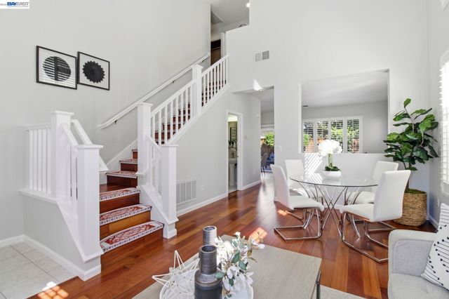 672 Greylyn Dr, San Ramon, CA 94583