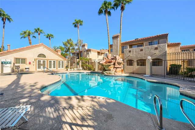 1851 Hillpointe Road 2424, Henderson, NV 89074