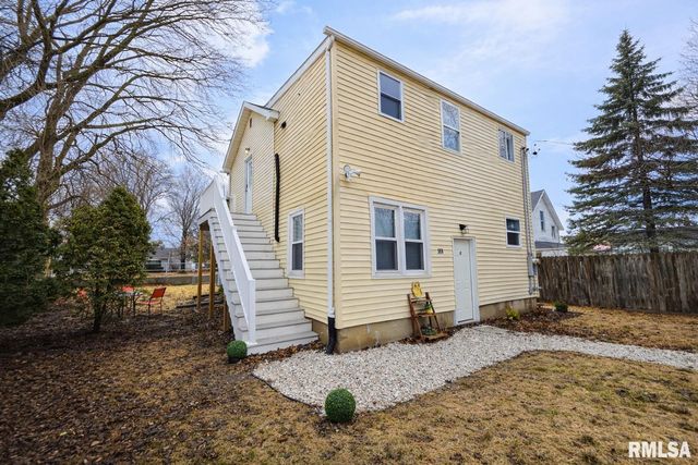 504 N 4TH Street, Dunlap, IL 61525