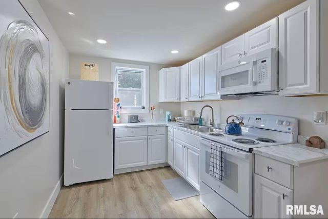 504 N 4TH Street, Dunlap, IL 61525