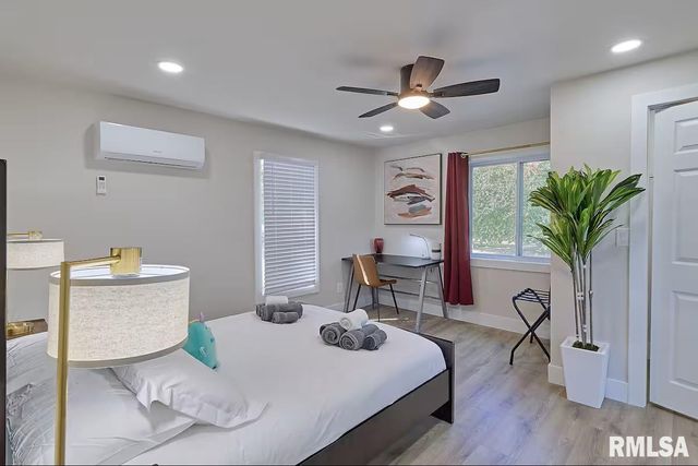 504 N 4TH Street, Dunlap, IL 61525