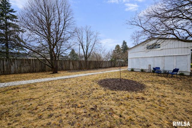 504 N 4TH Street, Dunlap, IL 61525