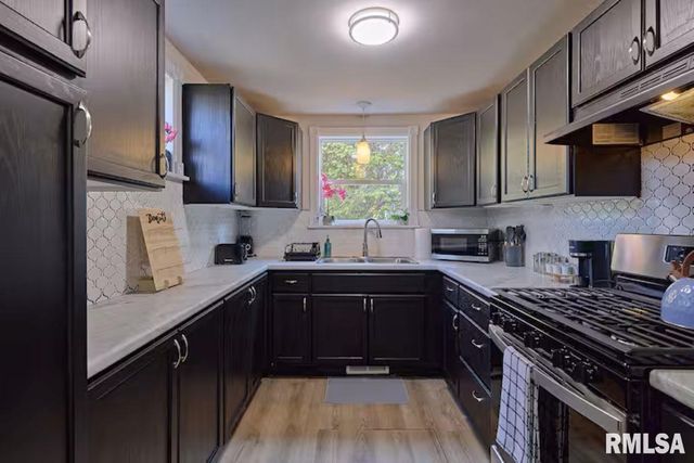 504 N 4TH Street, Dunlap, IL 61525