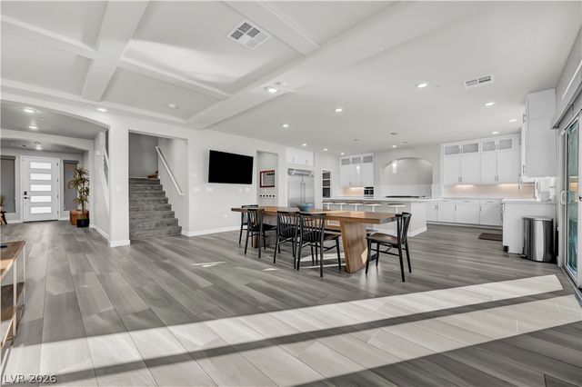 6780 Stella Rosa Court, Las Vegas, NV 89139