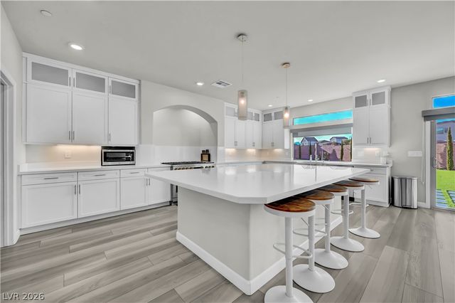 6780 Stella Rosa Court, Las Vegas, NV 89139