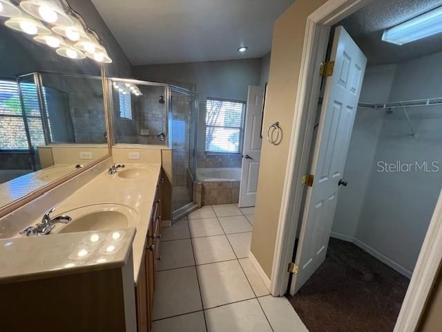 202 WOODBURY PINES CIRCLE, Orlando, FL 32828