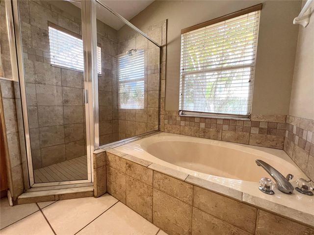 202 WOODBURY PINES CIRCLE, Orlando, FL 32828