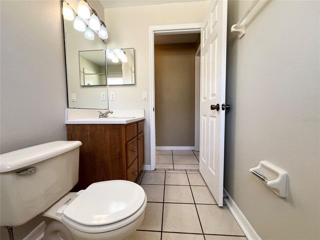 202 WOODBURY PINES CIRCLE, Orlando, FL 32828