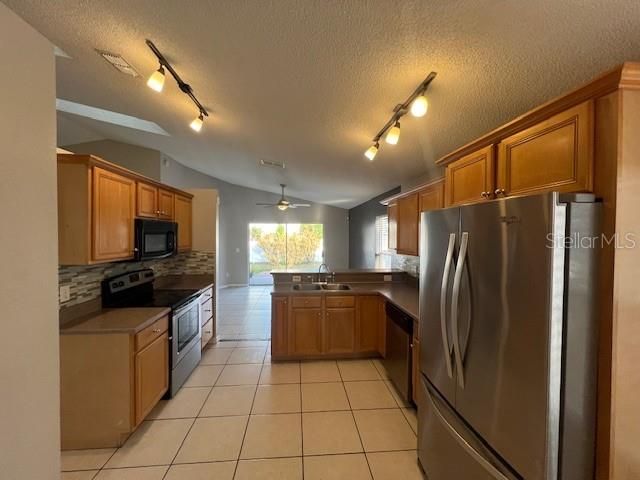 202 WOODBURY PINES CIRCLE, Orlando, FL 32828