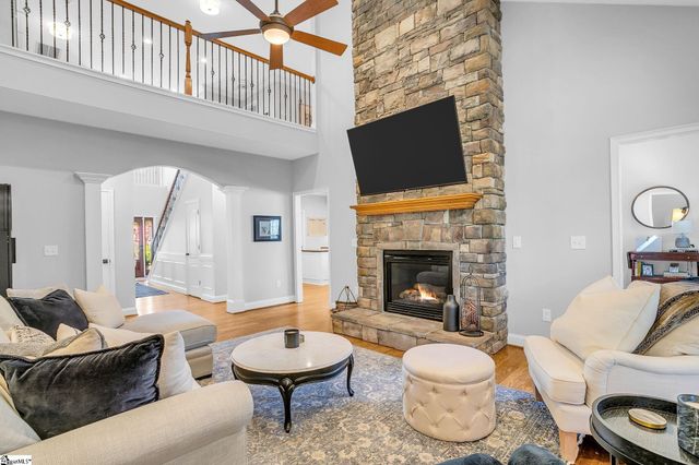 9 Wiscasset Way, Greenville, SC 29615