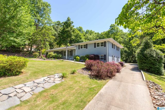 605 CRESTVIEW ROAD, Anniston, AL 36207