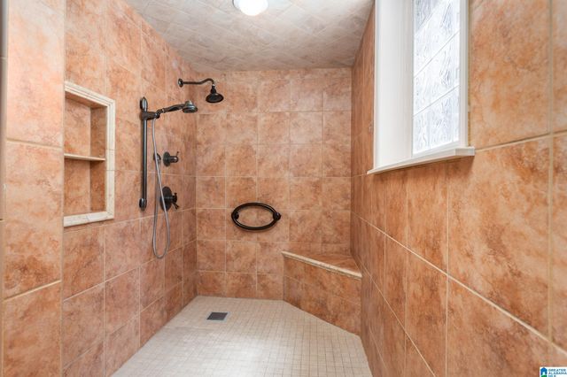 605 CRESTVIEW ROAD, Anniston, AL 36207