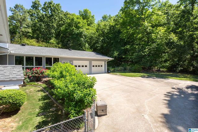 605 CRESTVIEW ROAD, Anniston, AL 36207