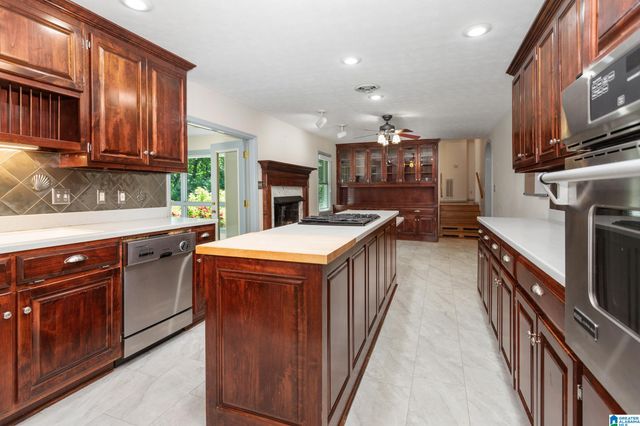 605 CRESTVIEW ROAD, Anniston, AL 36207