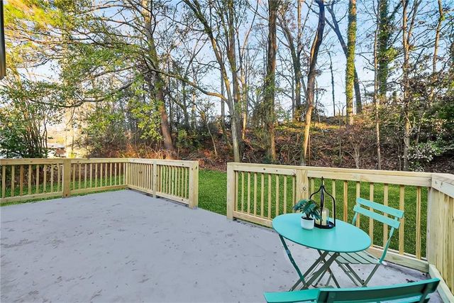 578 Alfred Road NW, Atlanta, GA 30331