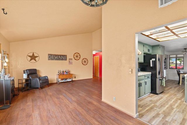 6221 Yuma Way, Manteca, CA 95336