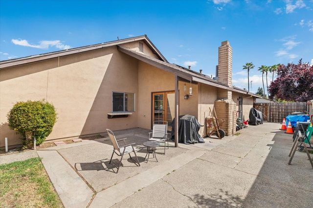 6221 Yuma Way, Manteca, CA 95336