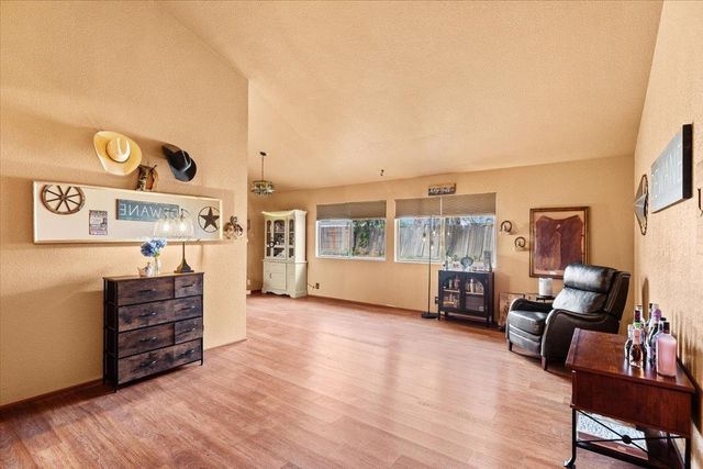 6221 Yuma Way, Manteca, CA 95336