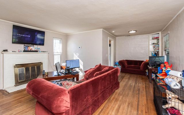 2324 N Edison Ave, Sacramento, CA 95821