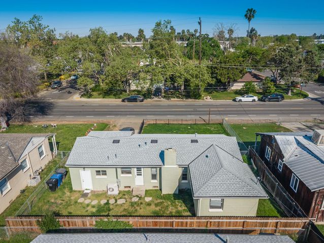 2324 N Edison Ave, Sacramento, CA 95821