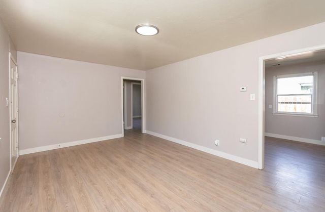 2324 N Edison Ave, Sacramento, CA 95821