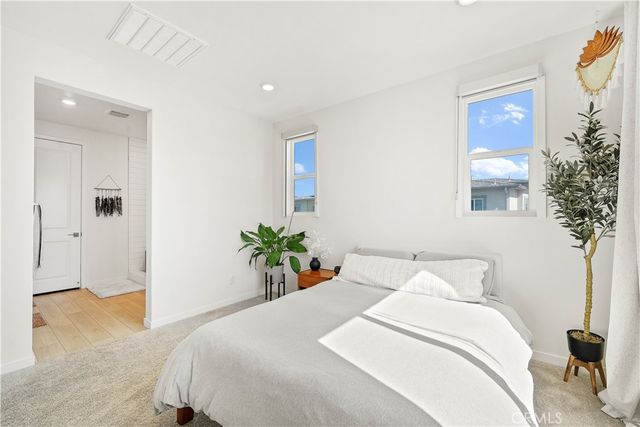 27586 Manzanita Way, Valencia, CA 91381