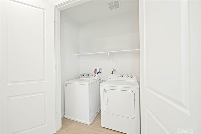 27586 Manzanita Way, Valencia, CA 91381