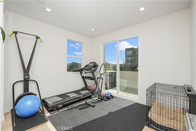 27586 Manzanita Way, Valencia, CA 91381