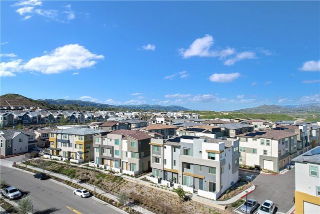 27586 Manzanita Way, Valencia, CA 91381