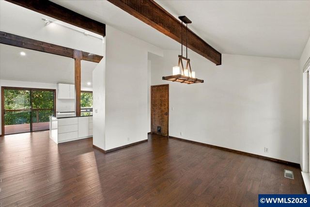 5150 Hill Villa Ct S, Salem, OR 97306
