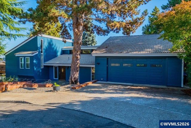 5150 Hill Villa Ct S, Salem, OR 97306