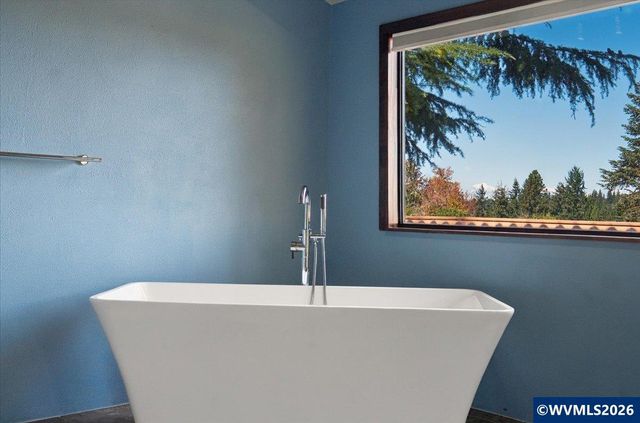 5150 Hill Villa Ct S, Salem, OR 97306