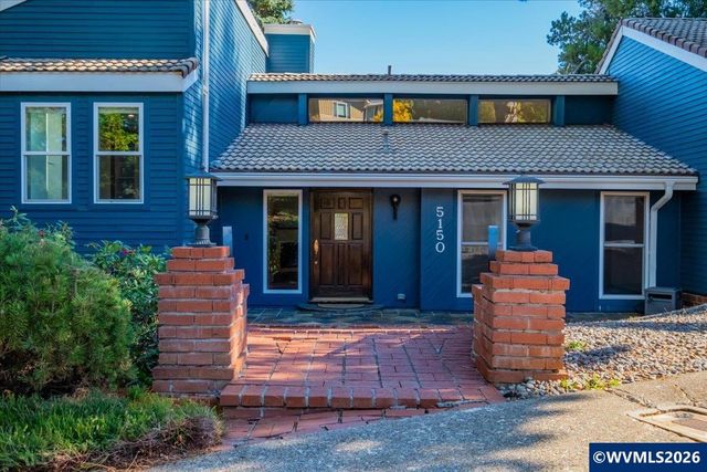 5150 Hill Villa Ct S, Salem, OR 97306