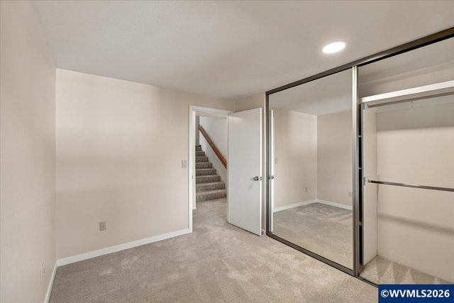 5150 Hill Villa Ct S, Salem, OR 97306