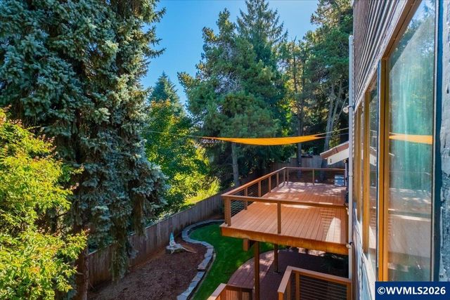 5150 Hill Villa Ct S, Salem, OR 97306