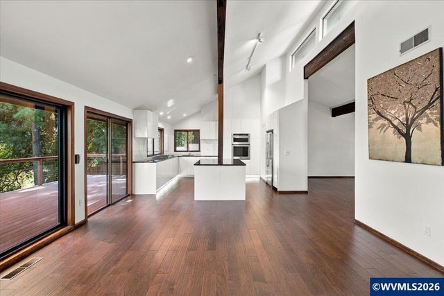 5150 Hill Villa Ct S, Salem, OR 97306