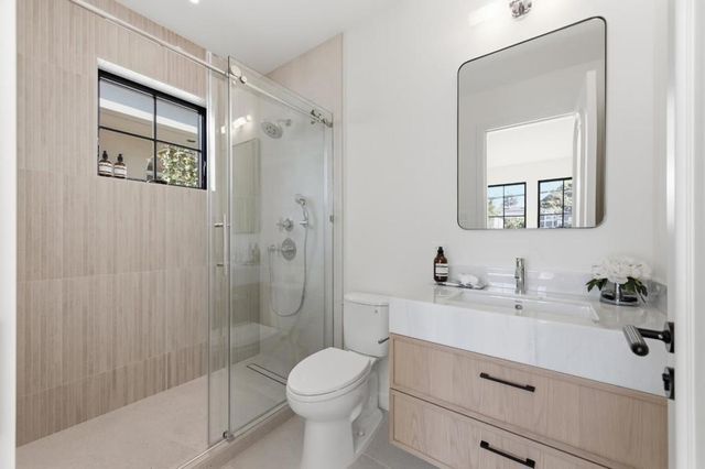 114 Bayswater Avenue, Burlingame, CA 94010