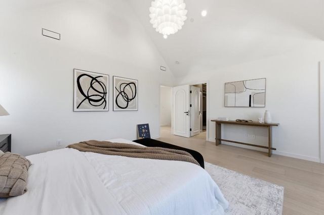 114 Bayswater Avenue, Burlingame, CA 94010