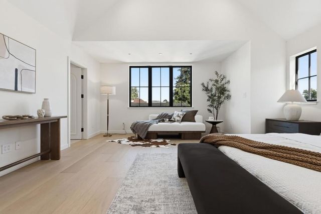 114 Bayswater Avenue, Burlingame, CA 94010