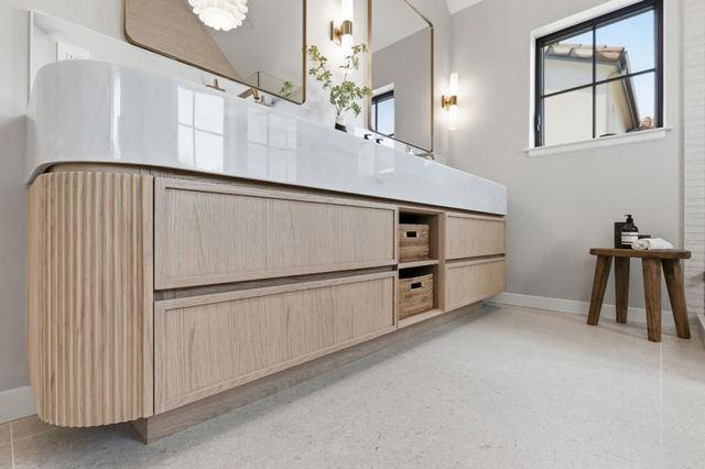 114 Bayswater Avenue, Burlingame, CA 94010