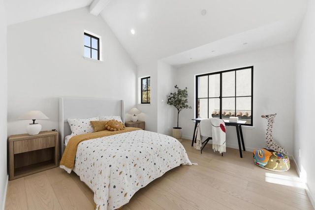 114 Bayswater Avenue, Burlingame, CA 94010