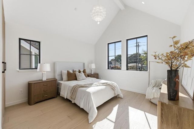 114 Bayswater Avenue, Burlingame, CA 94010