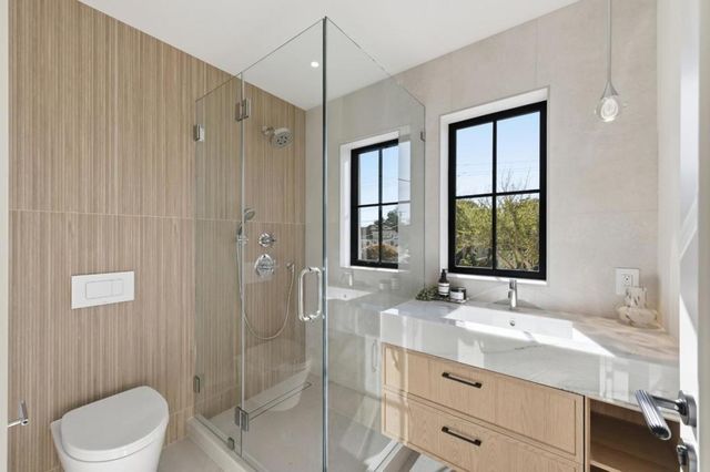 114 Bayswater Avenue, Burlingame, CA 94010