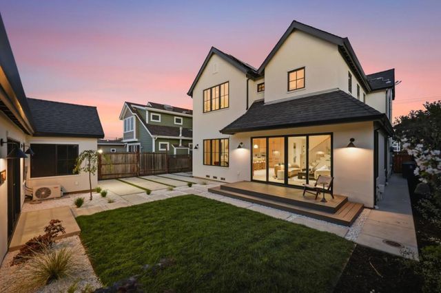 114 Bayswater Avenue, Burlingame, CA 94010