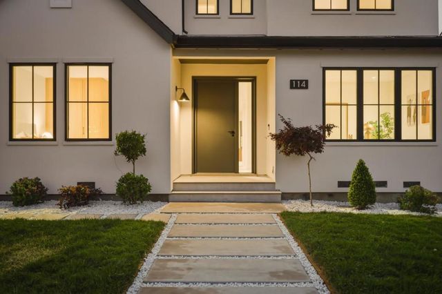 114 Bayswater Avenue, Burlingame, CA 94010