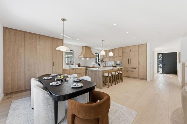 114 Bayswater Avenue, Burlingame, CA 94010