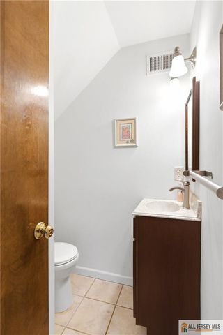 56 Jefferson Drive, Spotswood, NJ 08884