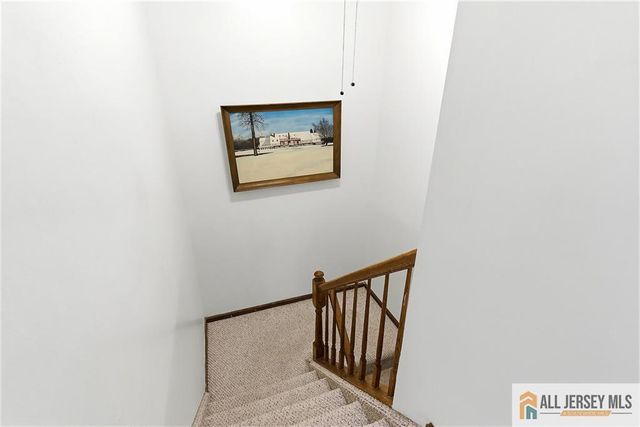 56 Jefferson Drive, Spotswood, NJ 08884