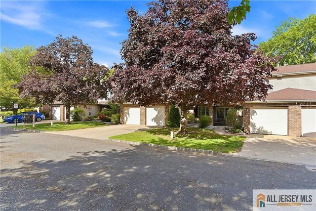 56 Jefferson Drive, Spotswood, NJ 08884