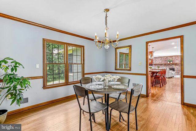 13 COVENTRY LN, Hopewell, NJ 08525
